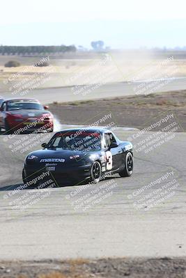 media/Nov-17-2024-CalClub SCCA (Sun) [[5252d9c58e]]/Group 4/Race (Off Ramp)/